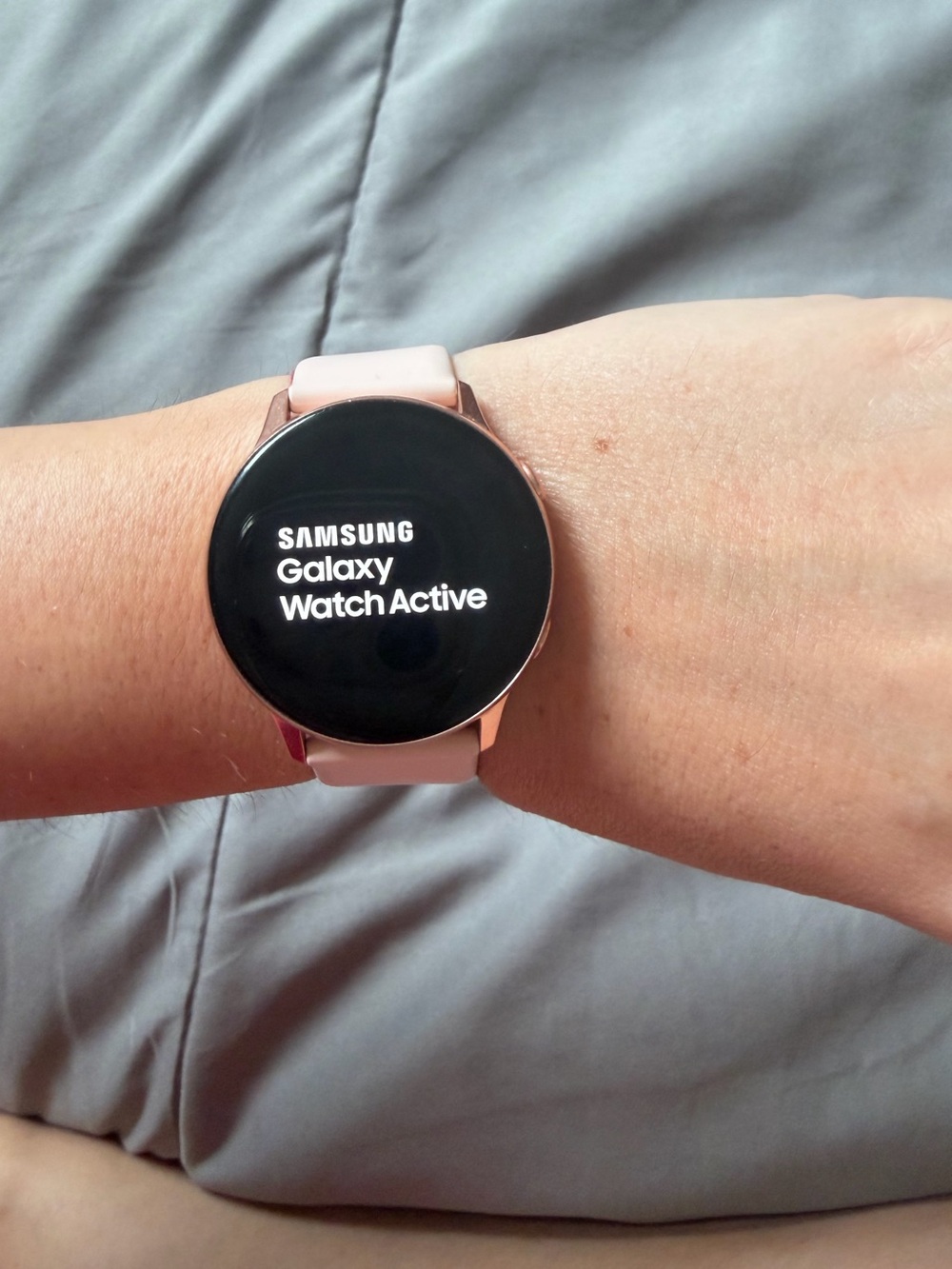 Samsung Galaxy Watch Active - Rose Gold Case with Light Pink Band